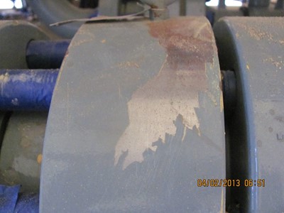 Figure 3: Poorly prepared surface for brushed zinc primer with visible holiday.